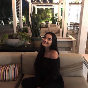 Meet your Posher, Sandra